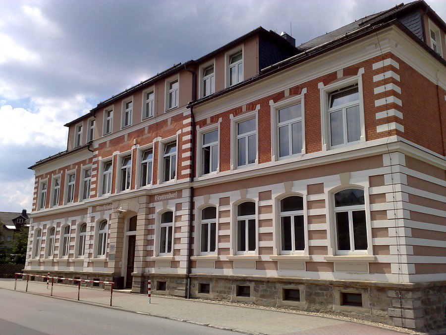 Ertüchtigung Schule in Crottendorf