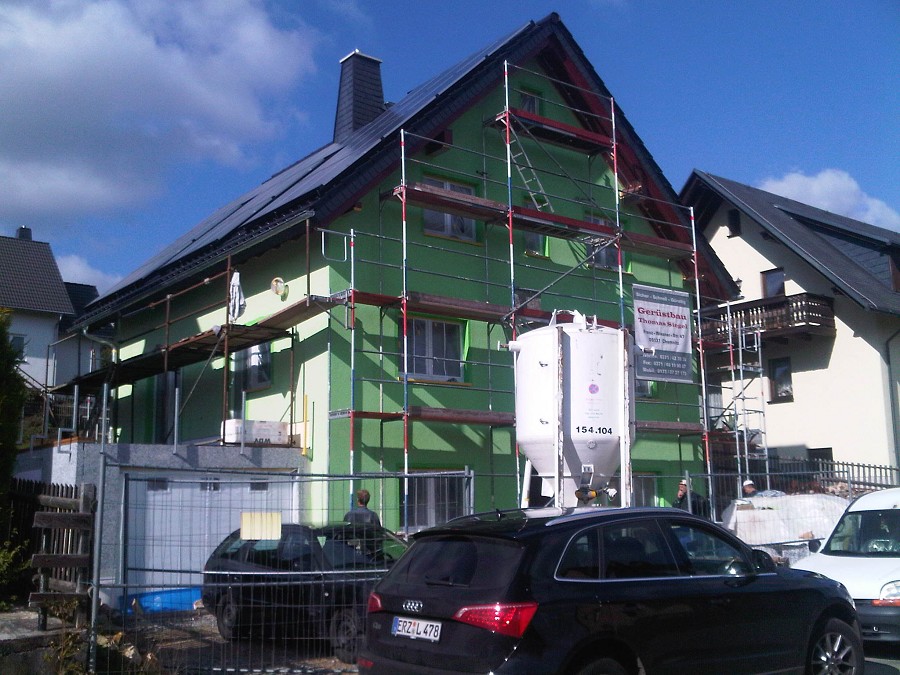 Einfamilienwohnhaus mit Garage in Bermsgrün